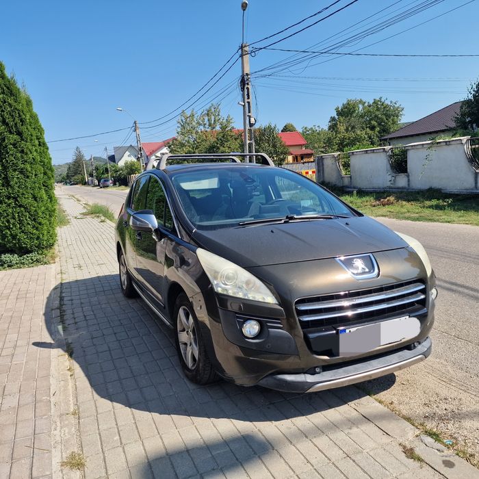 Vând urgent PEUGEOT 3008 2.0 hybrid