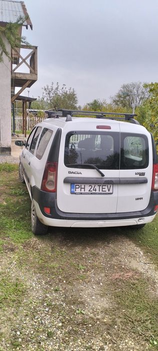 Vând Logan MCV 2007 în stare bună