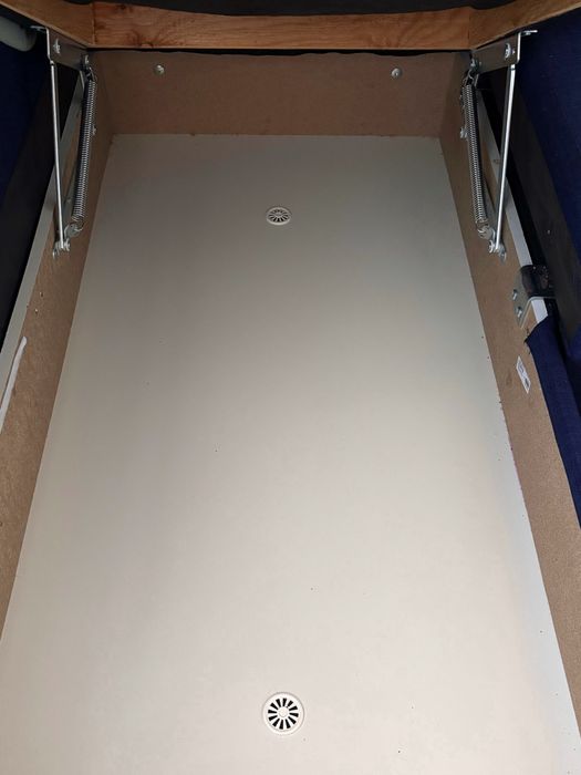 Canapea extensibila cu spatiu de depozitare, de la Ikea