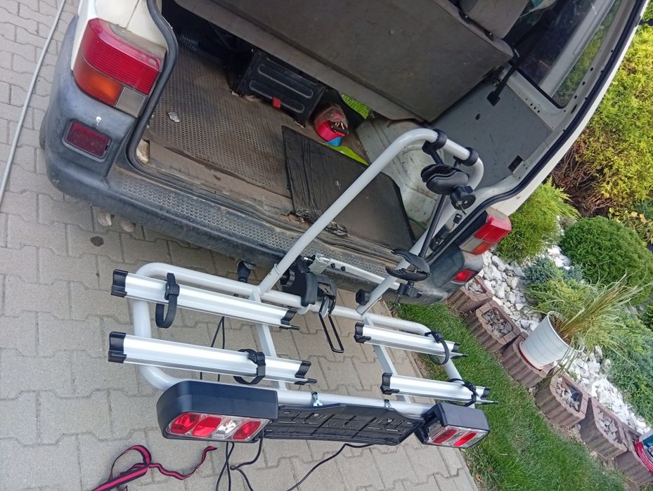 Suport bicicletā pe cârlig 2