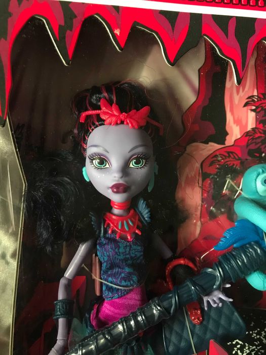 Кукла Monster high базовая Джейн Буллитл