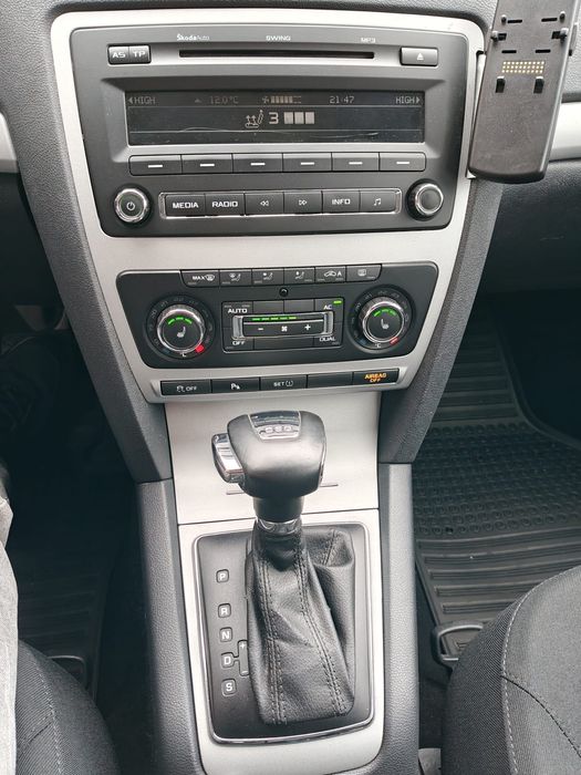 Skoda Octavia/2.0 tdi/ AUTOMATA/2012/Euro5/DSG/URGENT