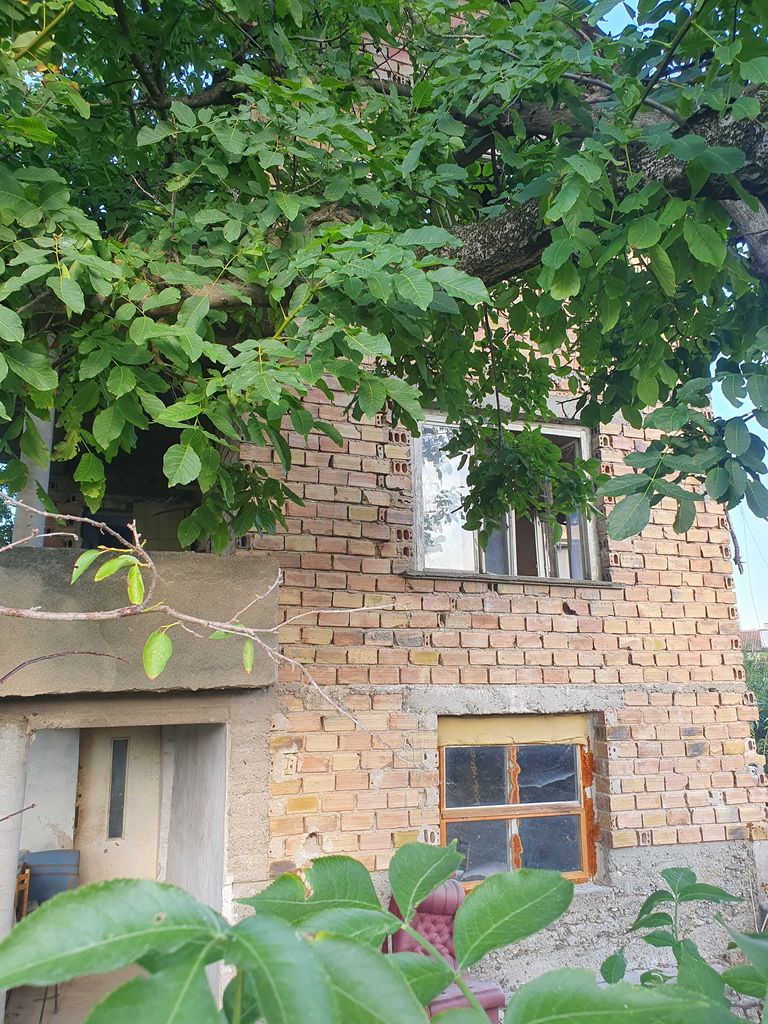 Продава се Къща в Пловдив, Център - 225 кв.м за 289 €/кв.м - Снимка #2