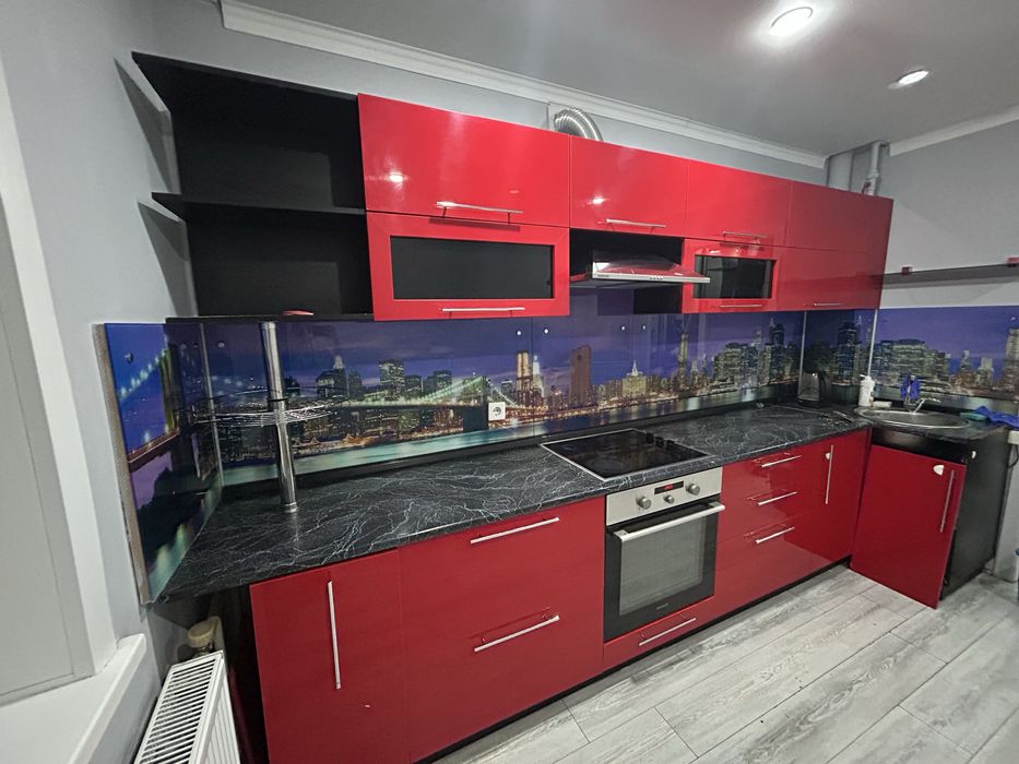 Кухонный гарнитур с техникой