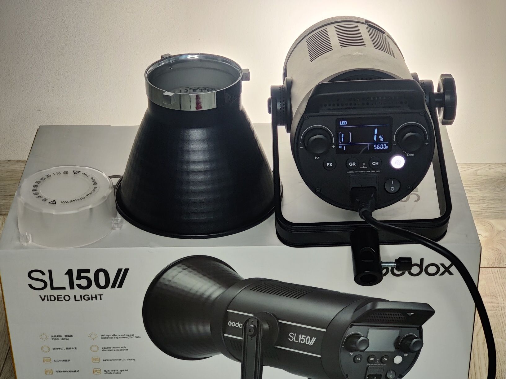 Godox SL-150W II Lampa LED Video 5600K Montura Bowens