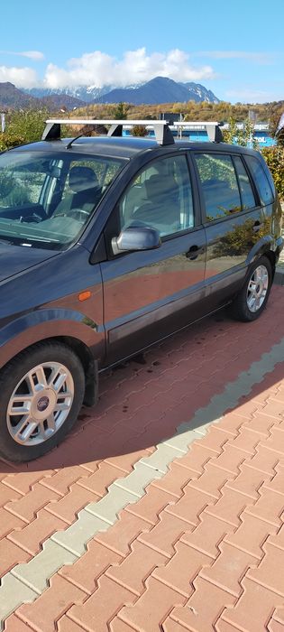 Vând Ford Fusion 1,4 benzina + GPL
