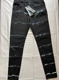 Новые джинсы итальянского бренда Maryley