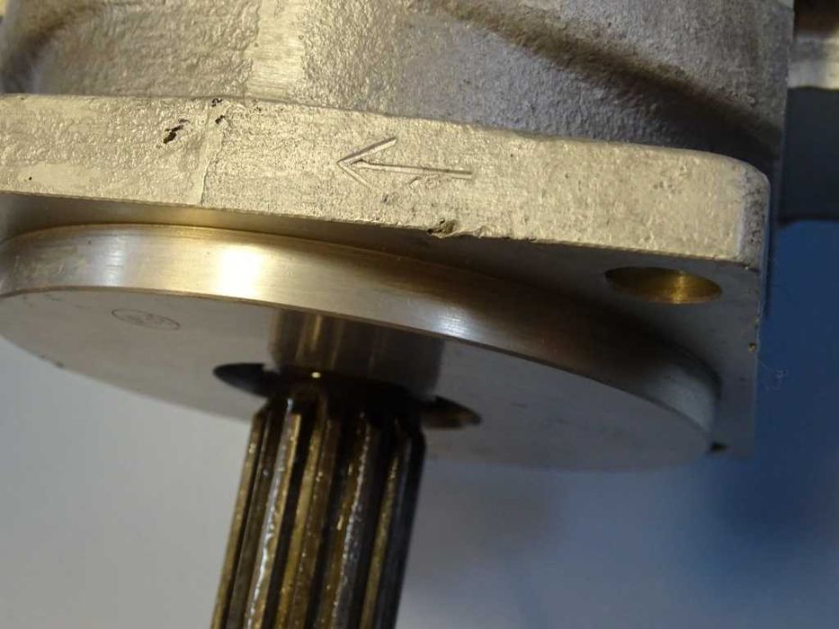 Хидравлична зъбна помпа "Prva Petoletka" 3117.317.9 Hydraulic pump