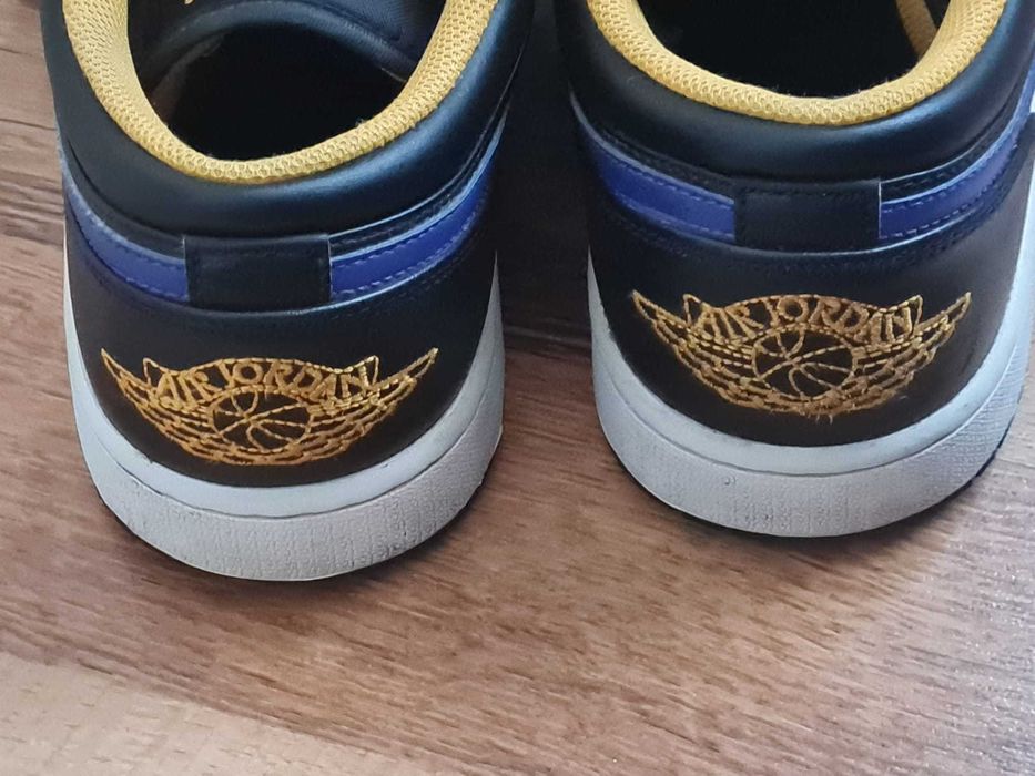 Adidași  Nike Air Jordan 1 Low Lakers,Nr 45