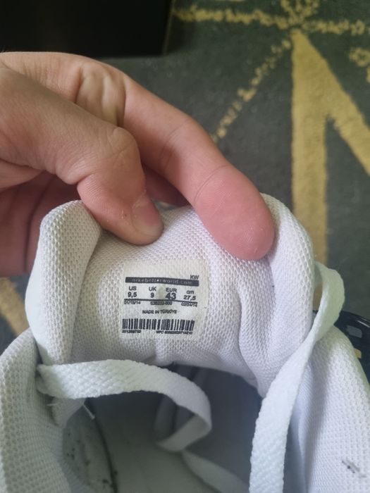 Jordan 4 military black retro mărimea 43!