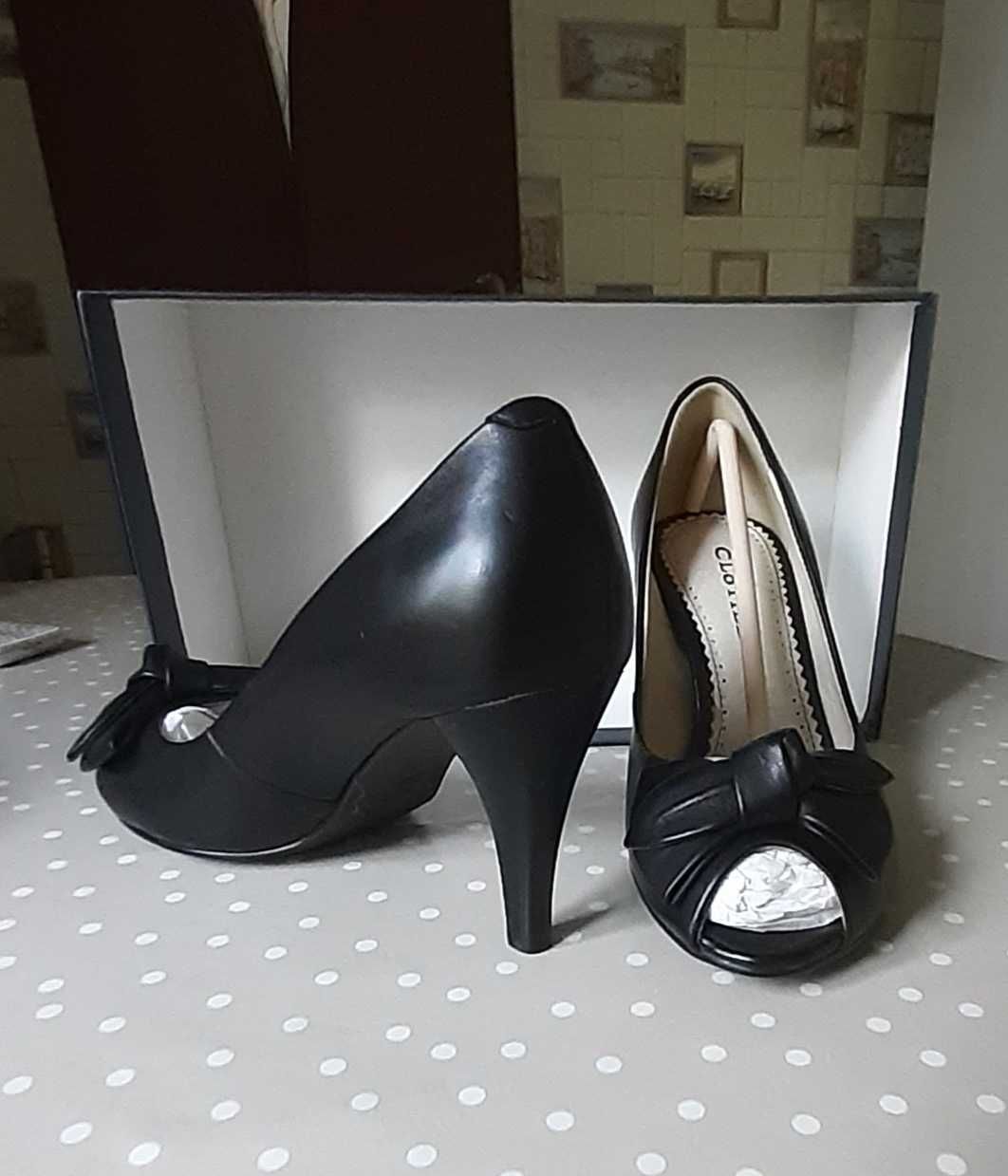 Туфли женские, черные, размер 34