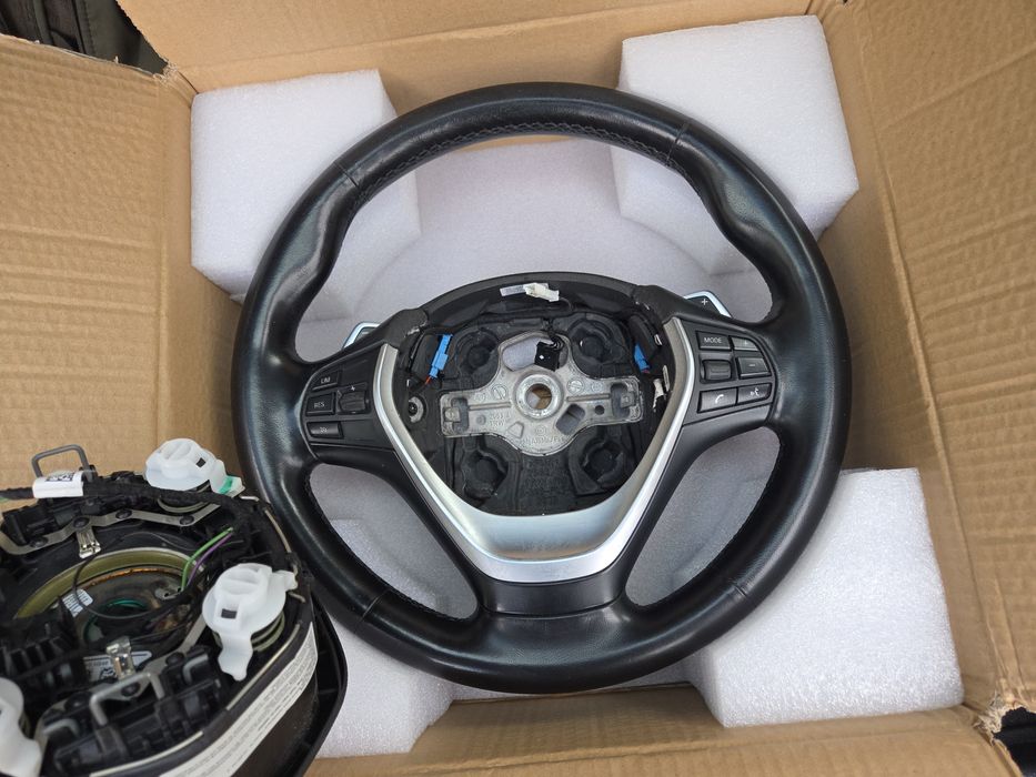 Volan sport cu padele BMW F30/ F31 - 2017