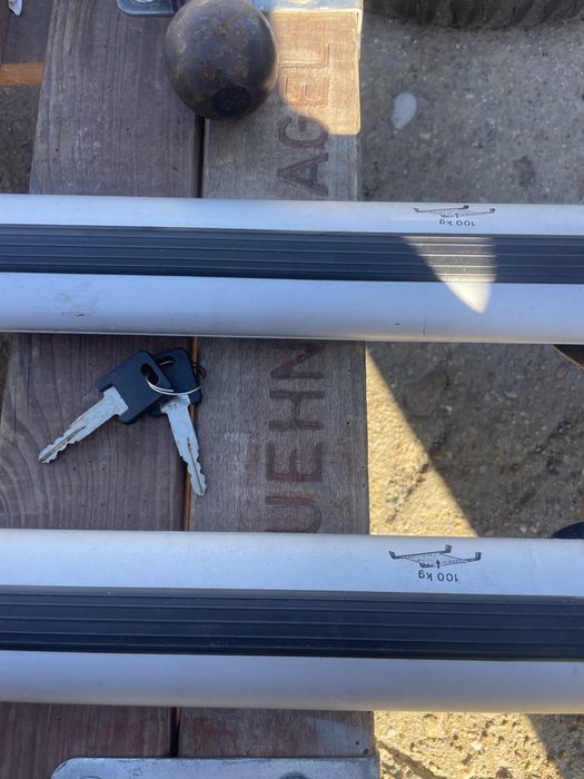 Оригинални напречни греди за вагажник мерцедес W210