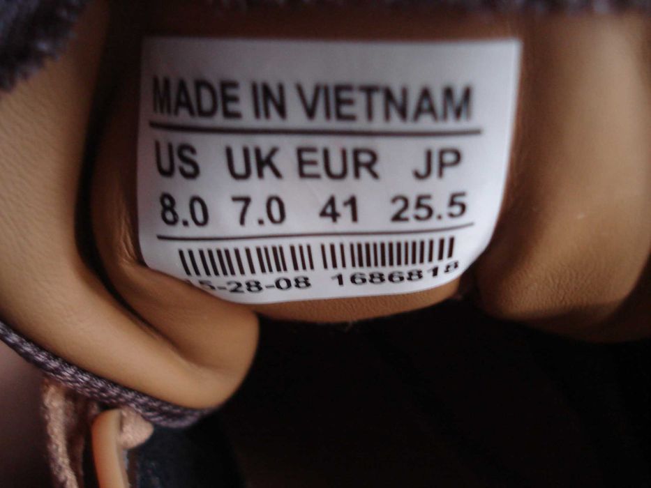 Кроссовки размер 41