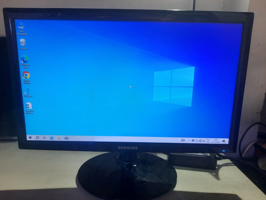 Монитор для Видеонаблюдения. Со всеми проводами