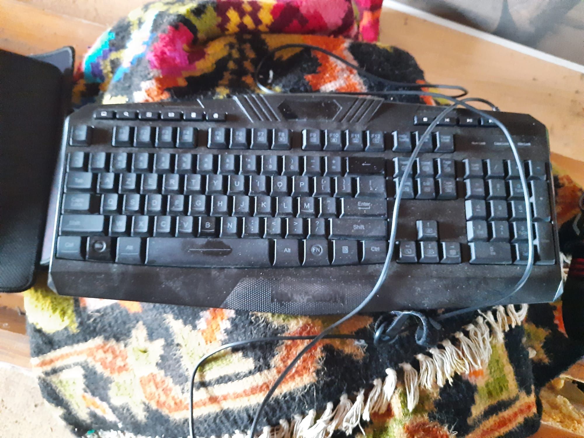 Tastatura+căști+mousepad Redragon