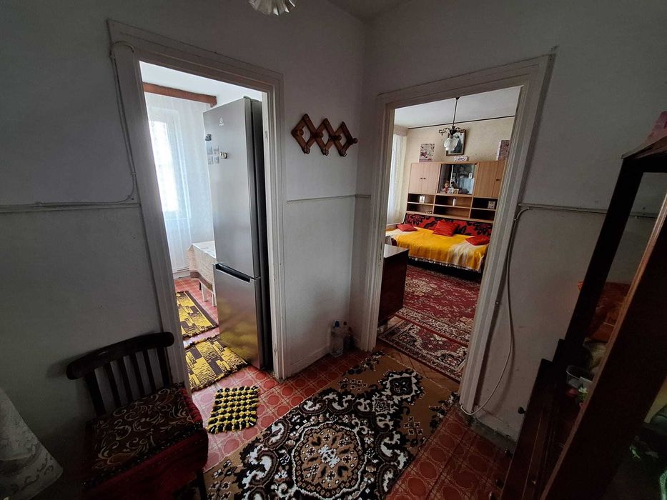 Apatament 2 camere semidecomandat, zonă centrală Piatra-Neamț