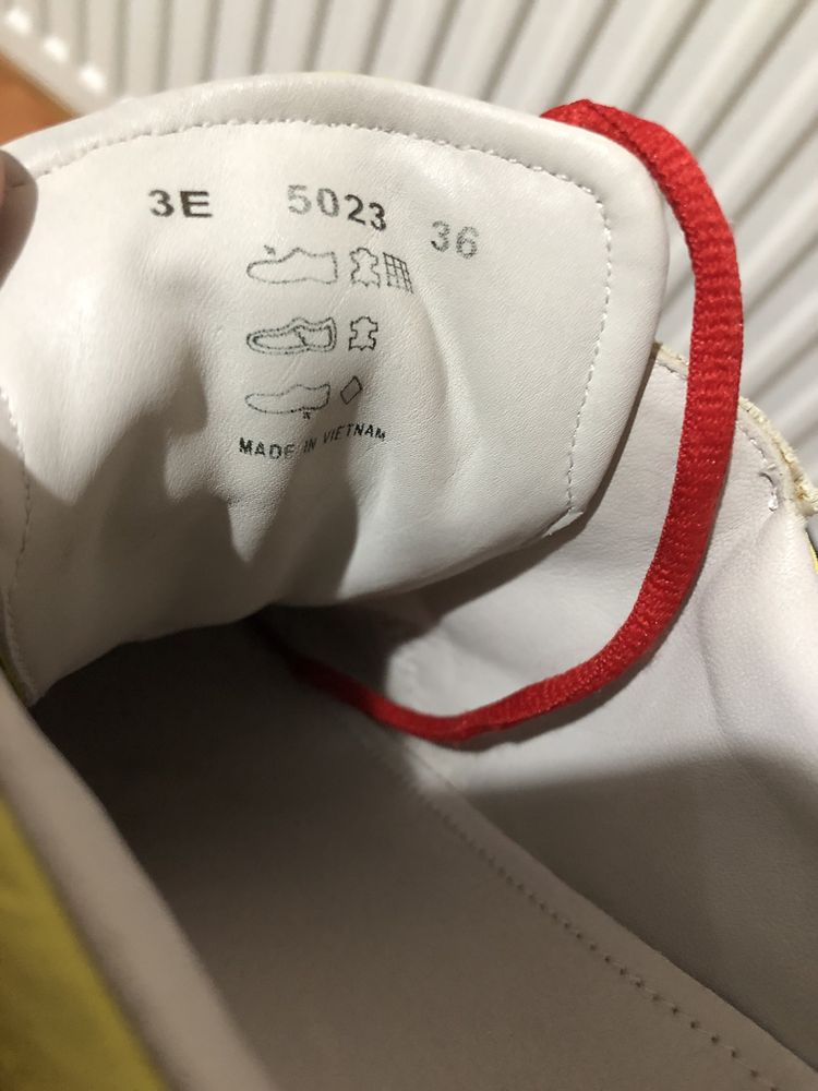 Adidasi Prada Original 37