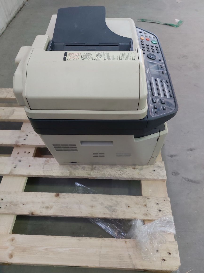 Принтер Ecosys FS1028MFP