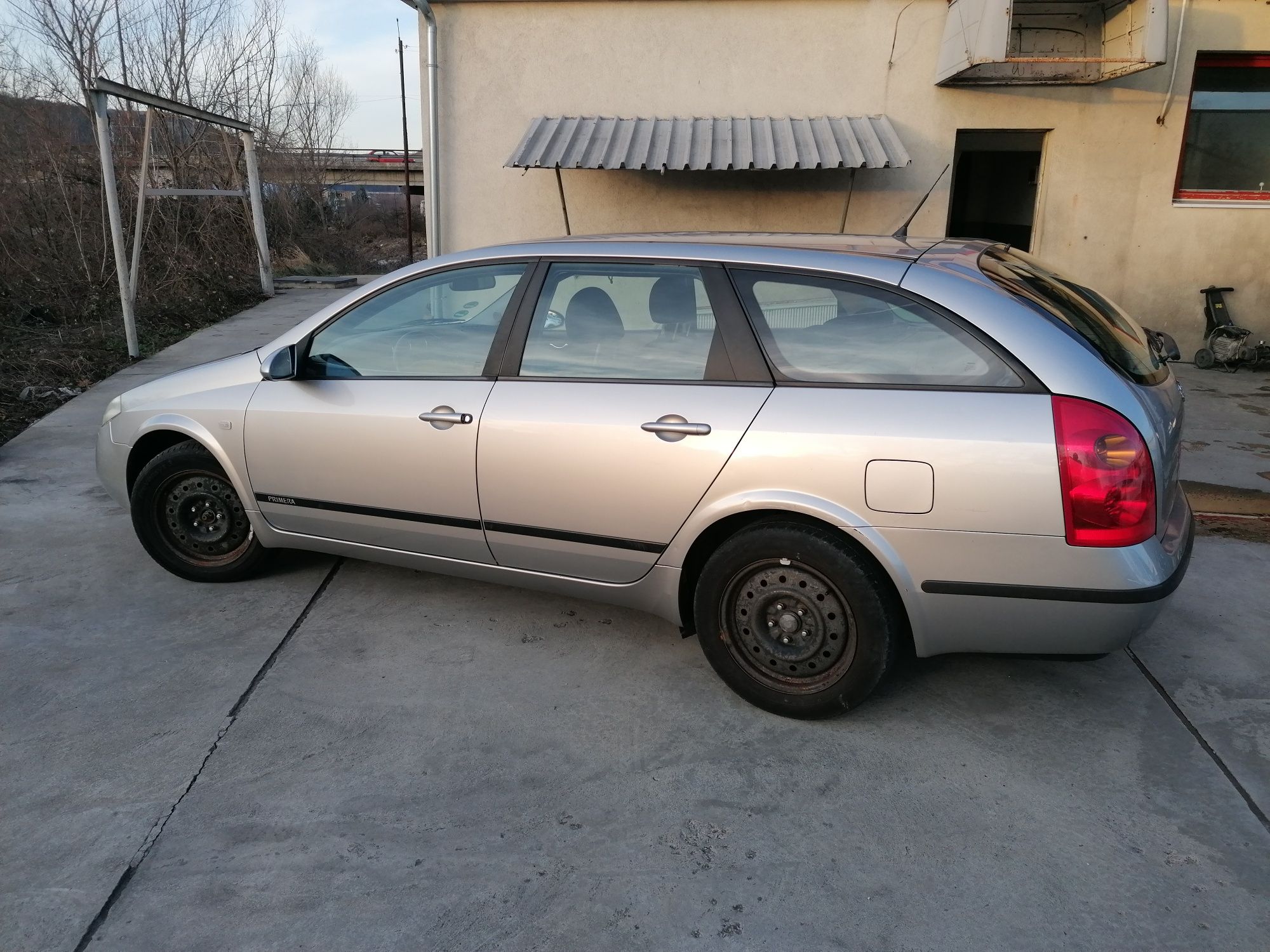 Nissan Primera P12 1.8i