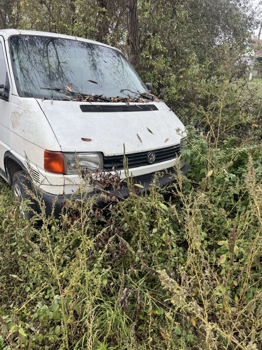VW Transporter 4