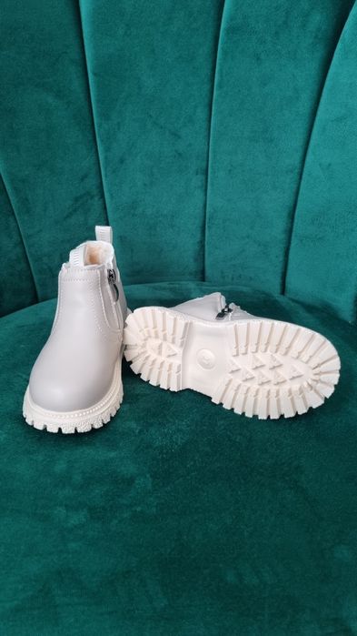 Ghete pentru  copii mărimea 27