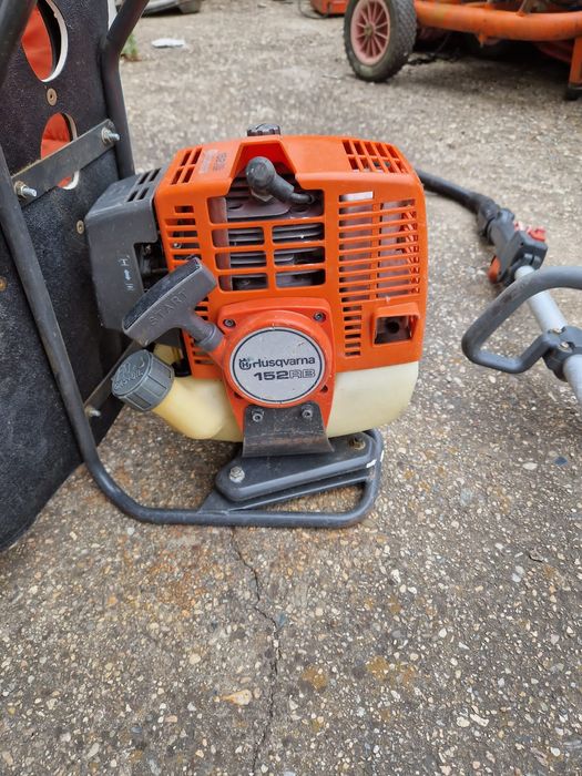 Motocoasa Husgvarna 152 RB