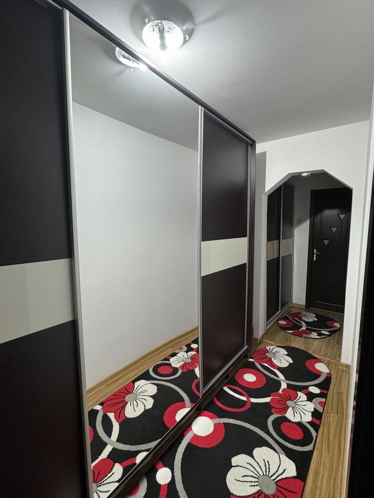 Vând Apartament cu 2  camere HCC