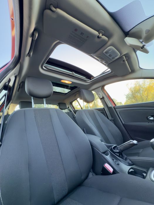 Renault Megane 1.6 Benzina an 2010