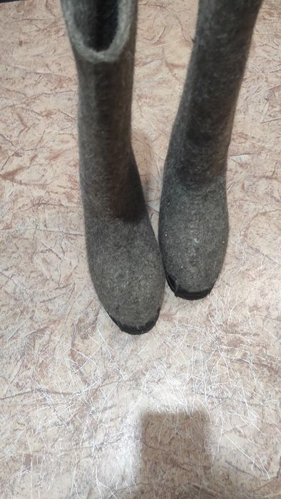 Продам валенки на резиновой подошве