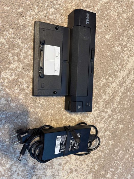 Docking station/port replicator DELL PR02X cu incarcator DELL 130W