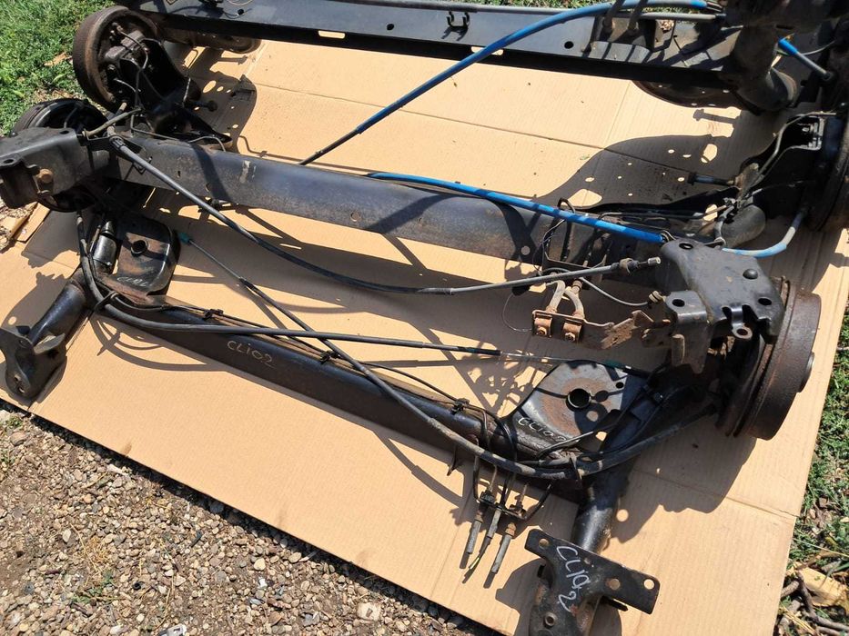 Renault Clio 3 Clio 2 Symbol punte spate completa cu butuci si cabluri