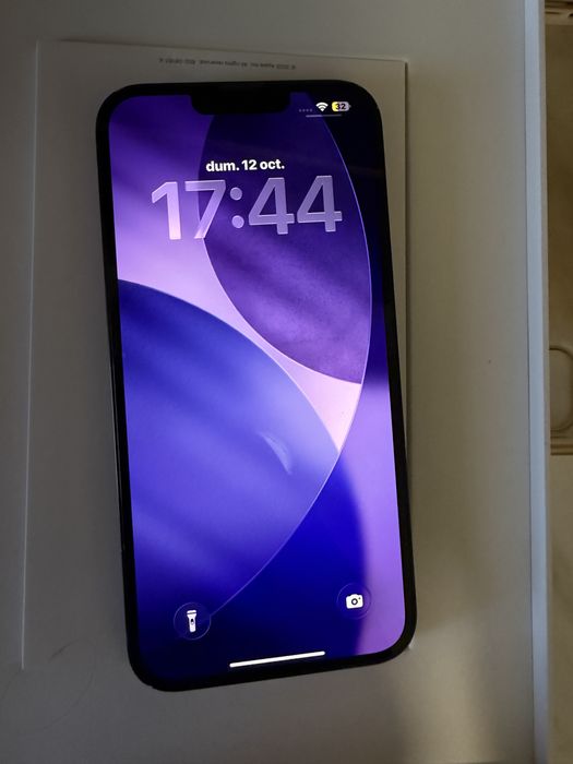 Vând Iphone 14 Plus