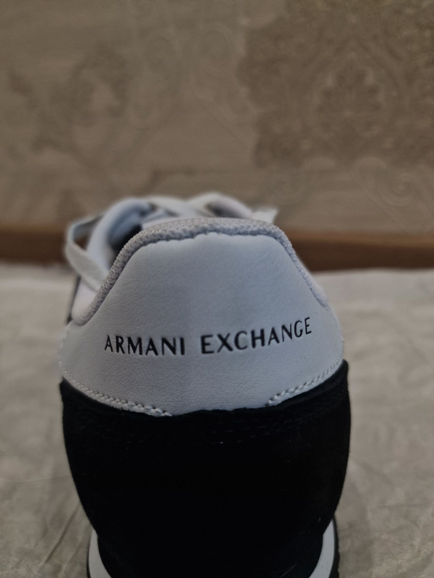 Armani Exchange кроссовки