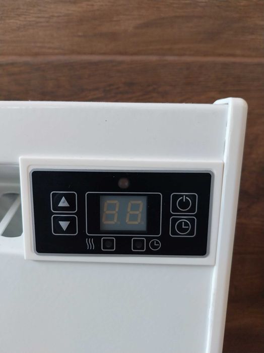 Стенен конвектор 2500W
