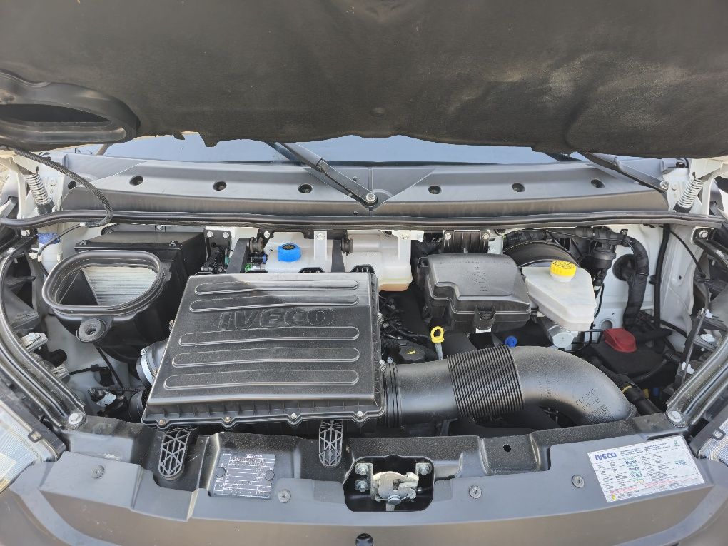 Iveco Dayli 72C17 basculabil cu macara Bonfiglioli Euro 5 
- Mot