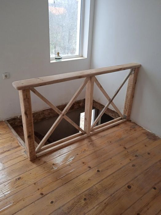 Двуетажна Къща след ремонт в с. Извор