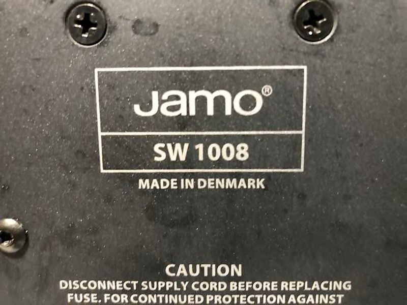 Subwoofer Jamo SUB-1008