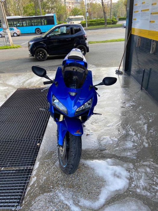 HONDA CBR 600RR 2005