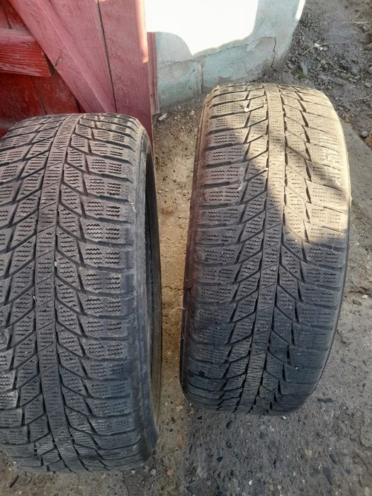 Продам зимнее  покрышки