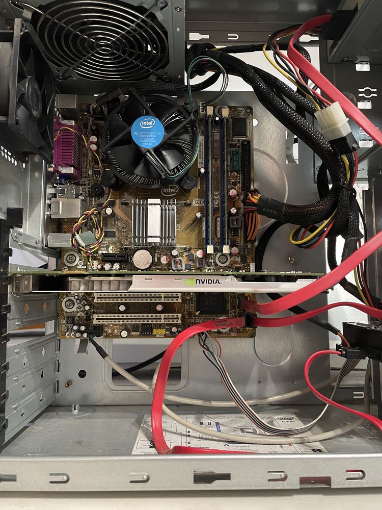 Sistem Pc cu Jocuri Retro