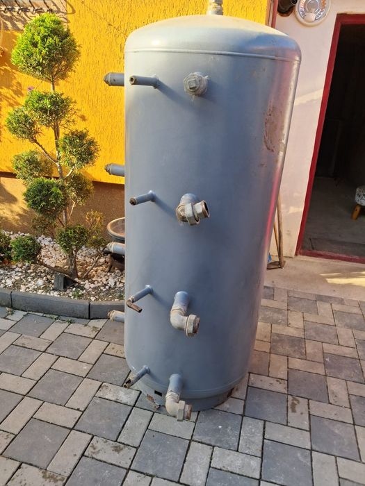 Vând pufar in stare foarte buna !