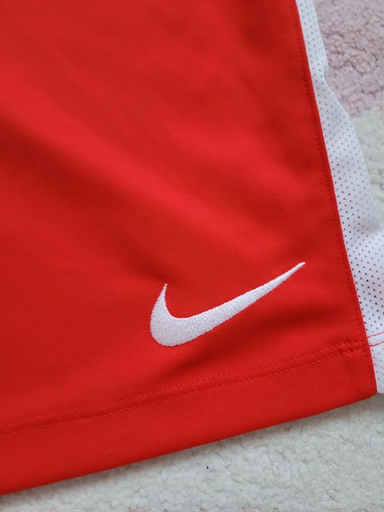 Pantaloni scurți Nike 12-13 ani