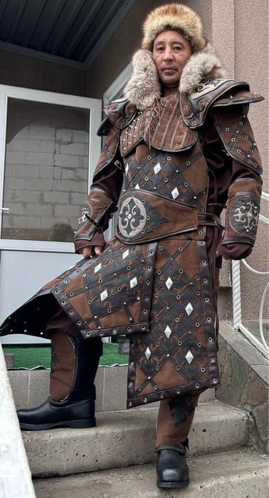 Казахский Костюм Батыр (индивидуально на заказ)