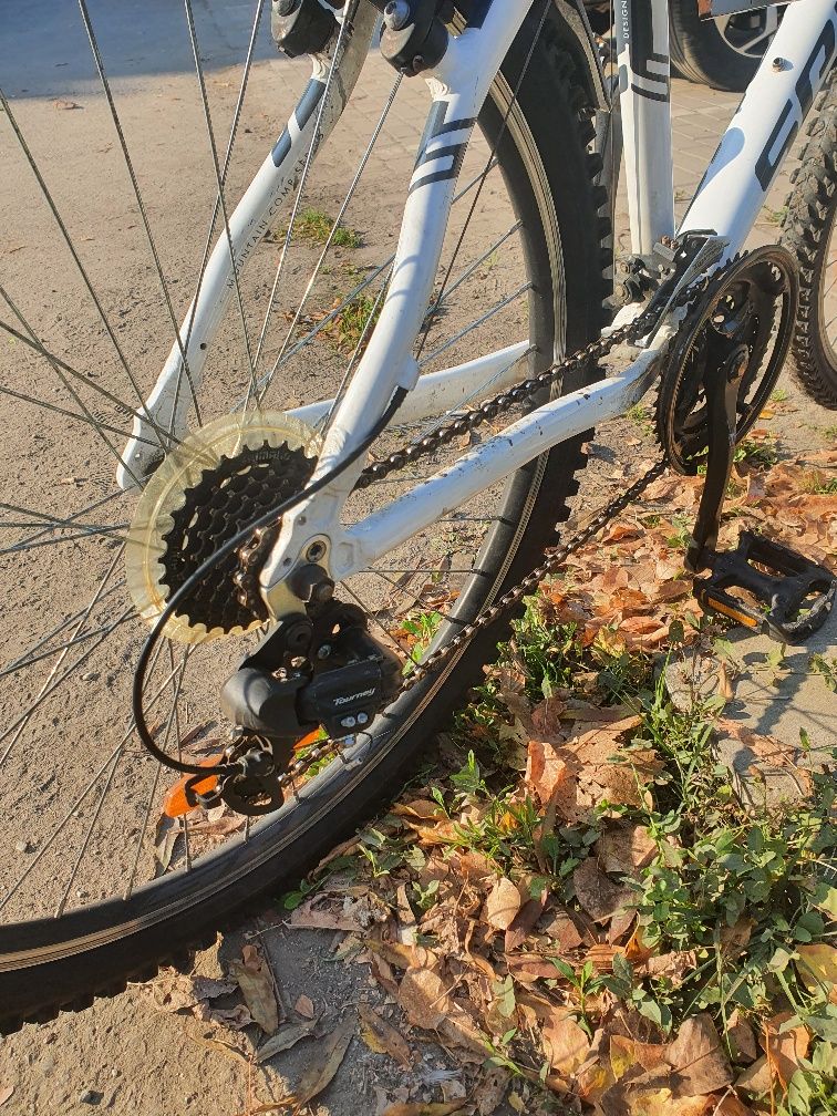 Bicicleta montain bike