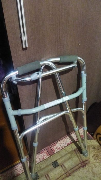 Продам ходунки , цена 10 тыс