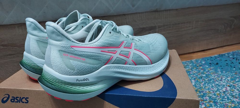 Дамски маратонки  ASICS GT-2000 12