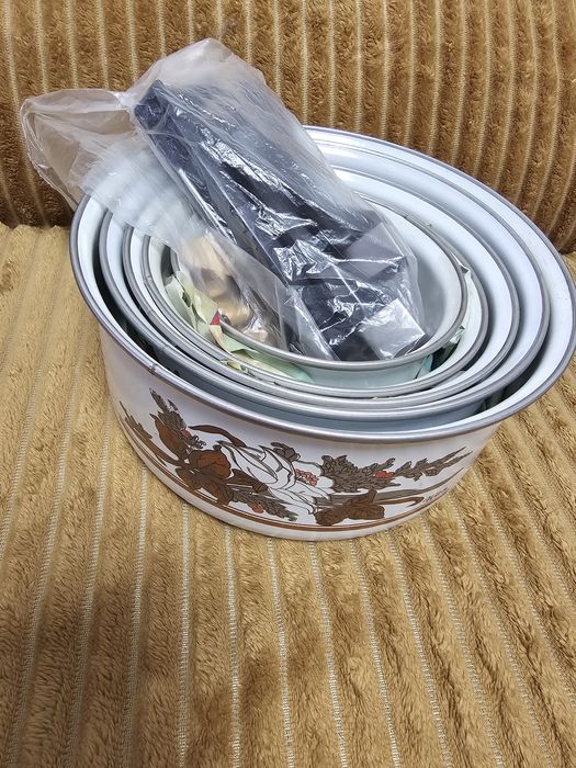 Set cratiti emailate cu mânere, noi