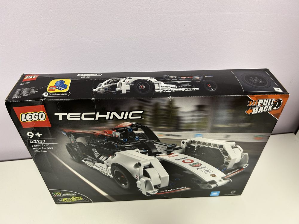 LEGO Technic Formula E Porsche 99X