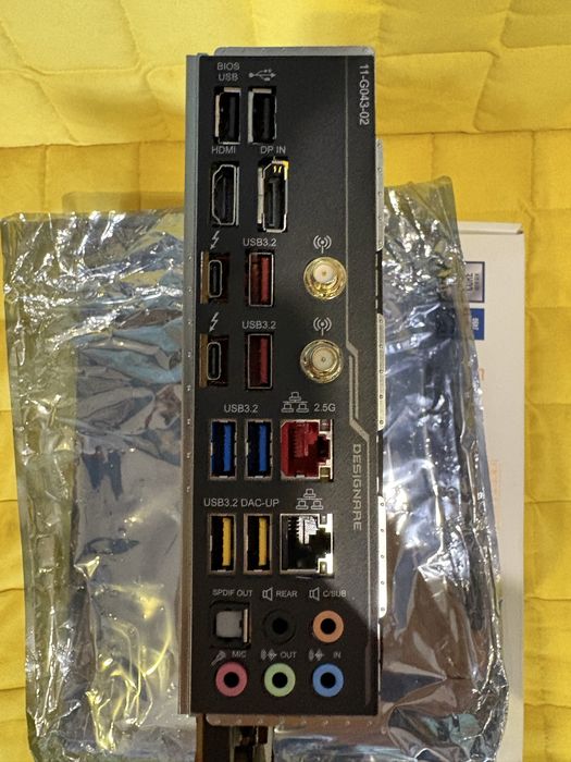 placa de baza gigabyte z490 visionD
